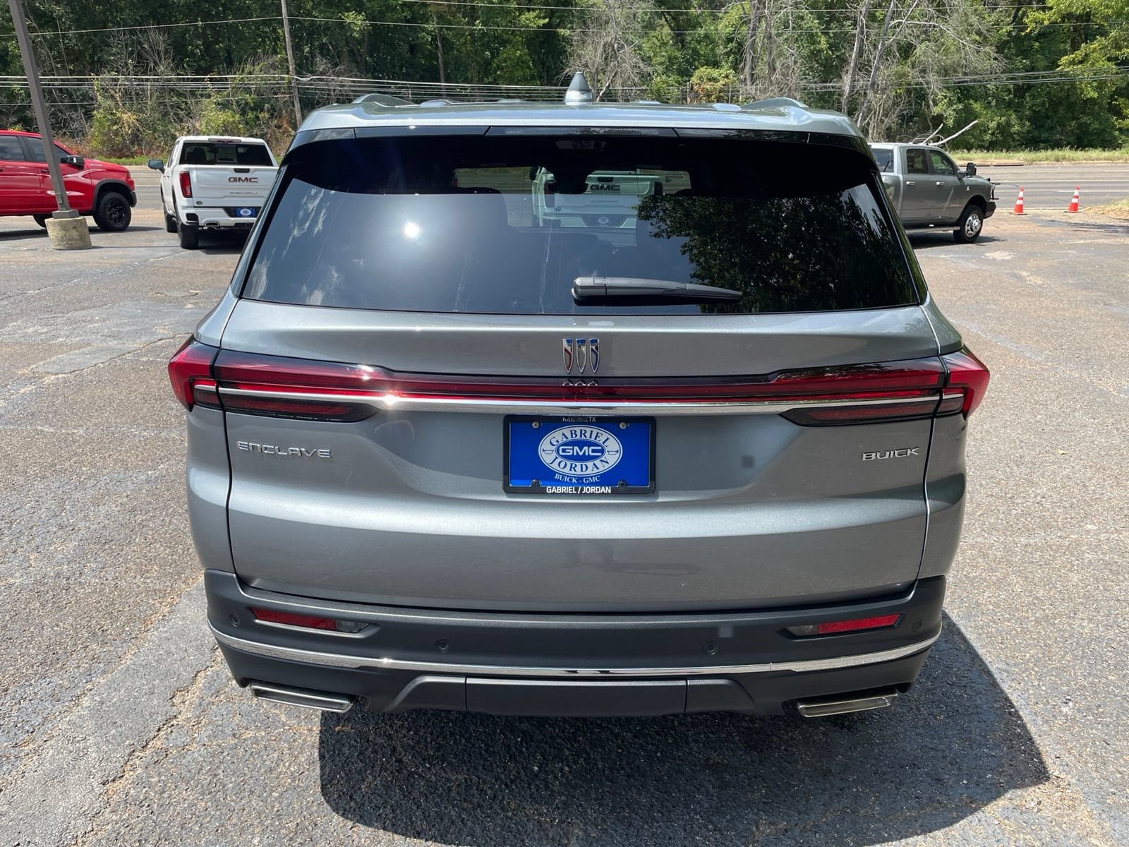 New 2026 Buick Enclave Preferred w/ Power Package FWD image 5