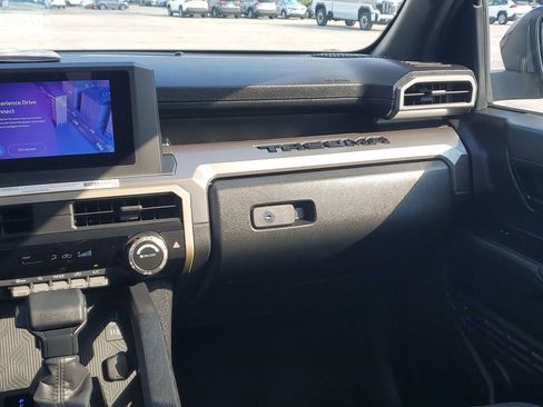 Certified 2024 Toyota Tacoma SR5 image 26