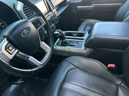 Used 2019 Ford F150 Platinum w/ Equipment Group 701A Luxury image 12