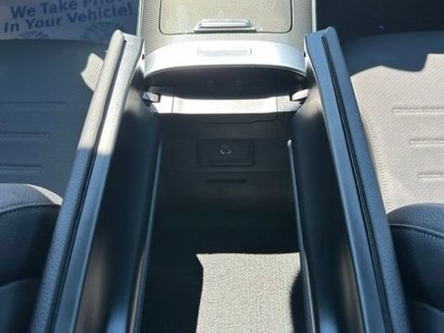 Used 2026 Mercedes-Benz C 300 4MATIC Sedan image 33