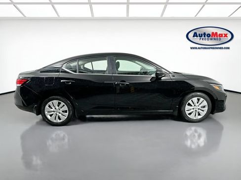 Used 2025 Nissan Sentra S FWD image 9