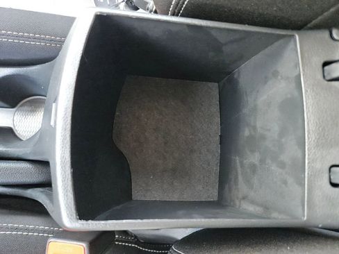 Used 2025 Hyundai Venue SEL FWD image 31