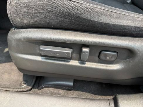 Used 2018 Honda Pilot EX image 10