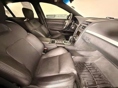 Used 2009 Pontiac G8 GT w/ Premium Package RWD image 24