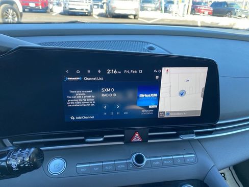 Certified 2023 Hyundai Elantra SEL w/ Convenience Package image 18