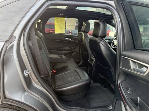 Certified 2022 Ford Edge ST-Line w/ Class II Trailer Tow Package image 5