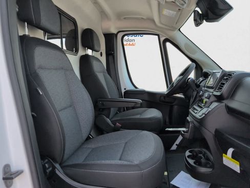 Used 2025 RAM ProMaster 2500 w/ Safety Group image 21