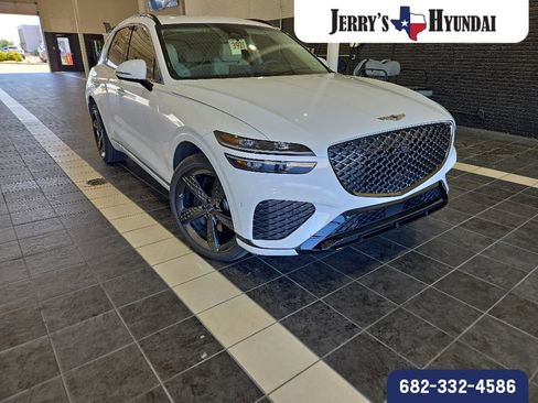 Used 2022 Genesis GV70 3.5T Sport w/ Sport Prestige Package AWD/4WD image 5