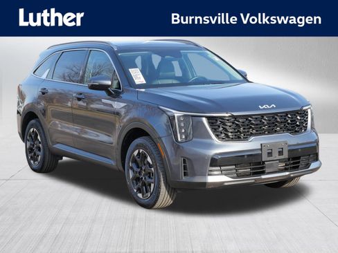 Used 2024 Kia Sorento S w/ Panoramic Sunroof Package image 1