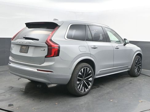 New 2026 Volvo XC90 B6 Plus w/ Protection Package Premier image 7