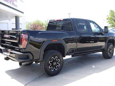 New 2026 GMC Sierra 2500 AT4X AWD/4WD image 6