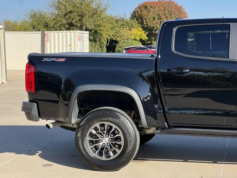 Used 2022 Chevrolet Colorado ZR2 image 11
