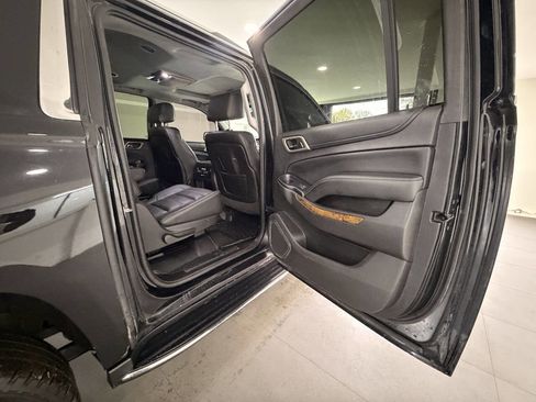 Used 2015 GMC Yukon XL Denali AWD/4WD image 12