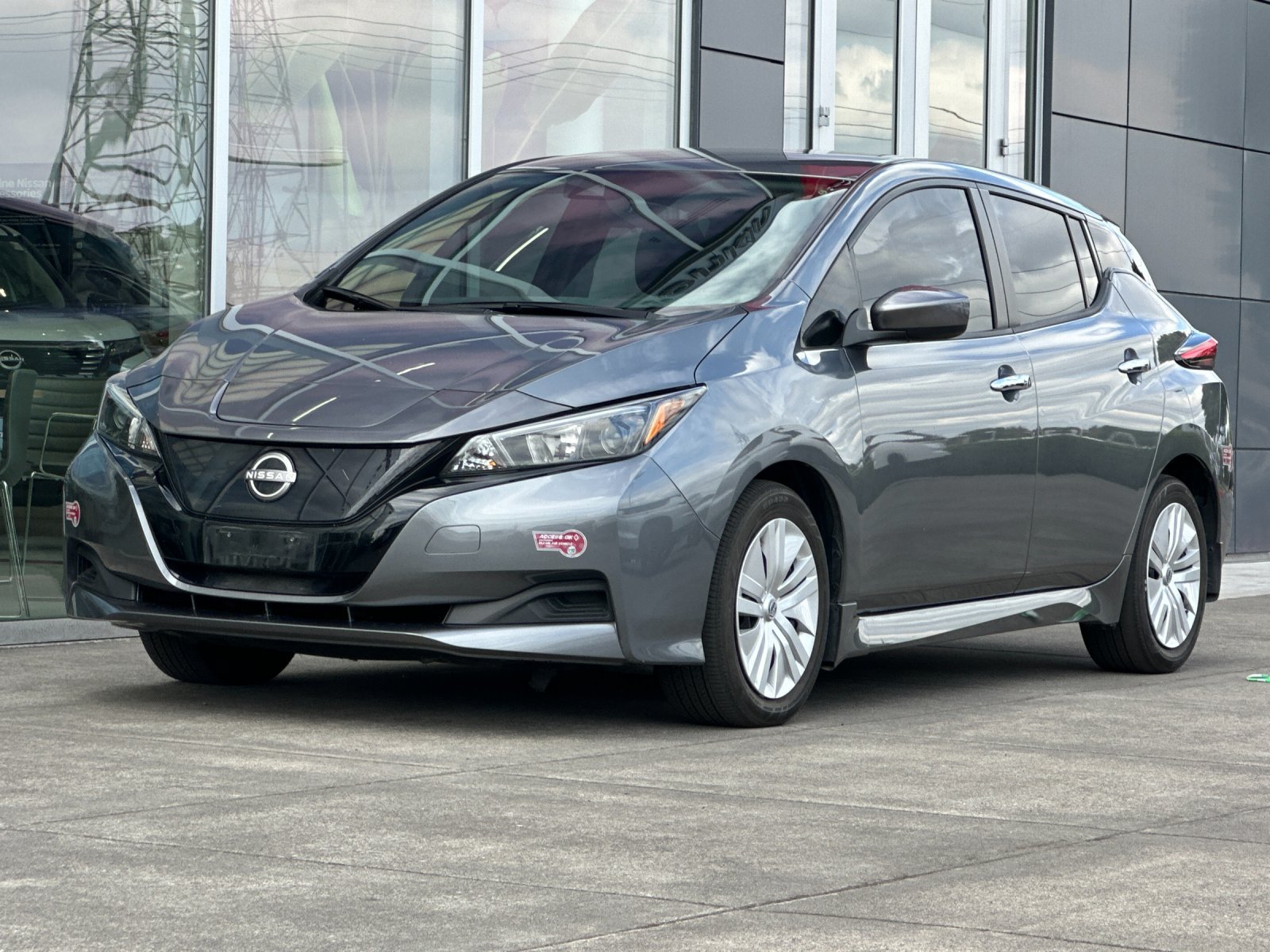 Used 2023 Nissan Leaf S FWD image 8