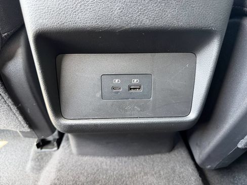 Used 2023 Nissan Rogue SV AWD/4WD image 16