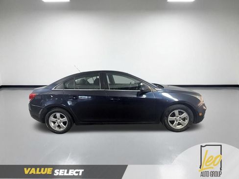 Used 2015 Chevrolet Cruze LT FWD image 6