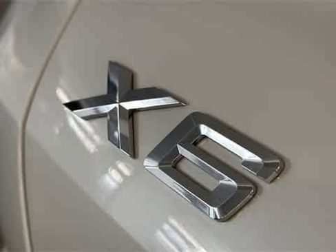 Used 2026 BMW X6 xDrive40i AWD/4WD image 10