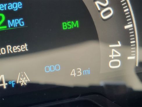 Used 2025 Toyota RAV4 LE image 25