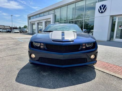 Used 2011 Chevrolet Camaro SS w/ RS Package RWD image 2