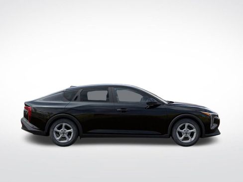 Certified 2025 Kia K4 LXS image 9