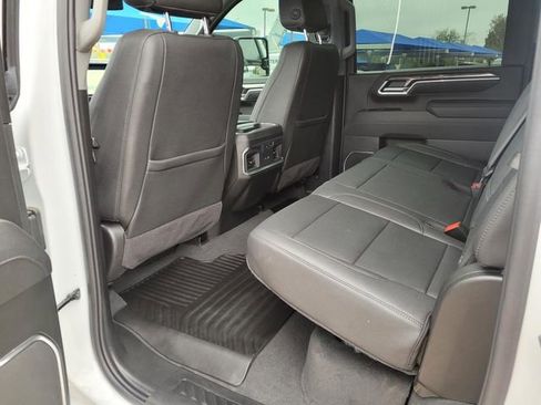 Certified 2025 Chevrolet Silverado 2500 LTZ w/ LTZ Convenience Package image 3