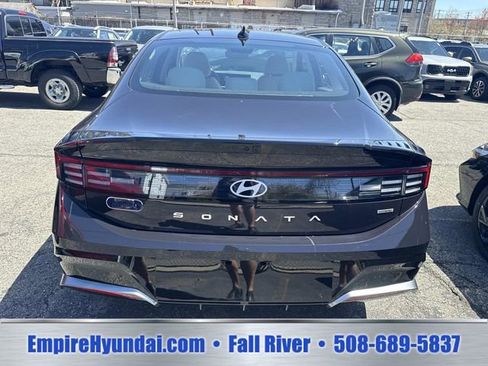 Used 2024 Hyundai Sonata SEL AWD/4WD image 4