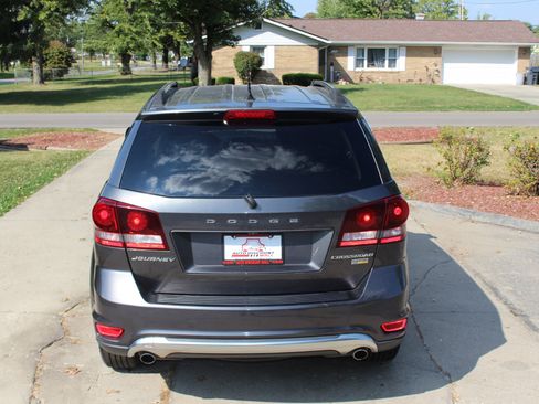 Used 2019 Dodge Journey Crossroad image 9