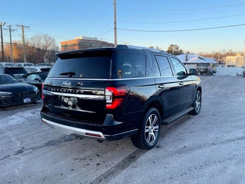 Used 2024 Ford Expedition Limited image 6