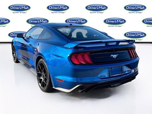 Used 2018 Ford Mustang Premium w/ Ecoboost Performance Package image 6