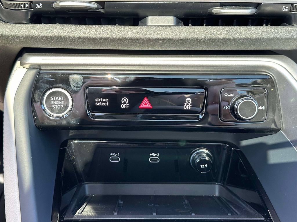 New 2026 Audi Q5 Premium AWD/4WD image 32