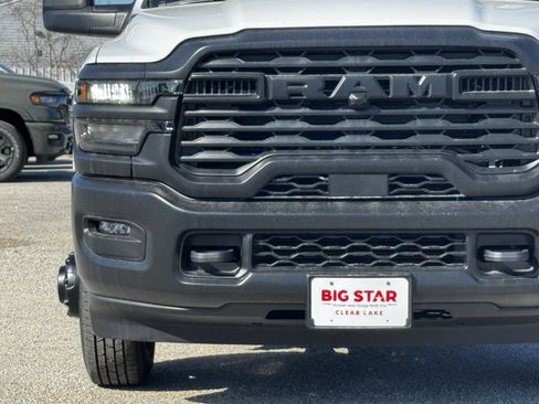 New 2026 RAM 3500 Tradesman AWD/4WD image 7