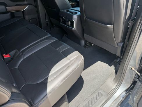Used 2021 Chevrolet Silverado 1500 High Country w/ Technology Package AWD/4WD image 20