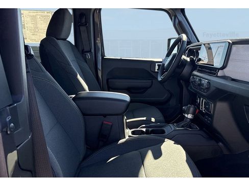 New 2026 Jeep Wrangler Sport AWD/4WD image 35