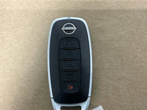 Used 2024 Nissan Pathfinder Platinum w/ Cargo Package image 48