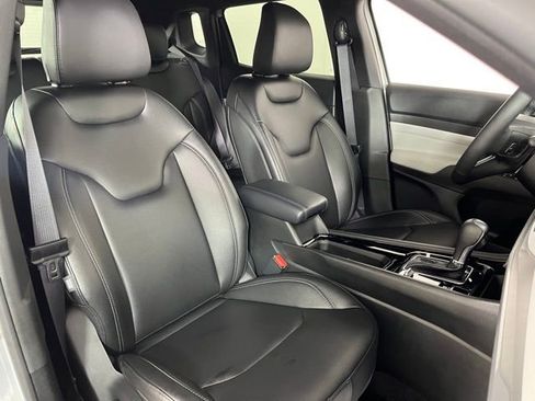 Used 2026 Jeep Compass Limited image 44