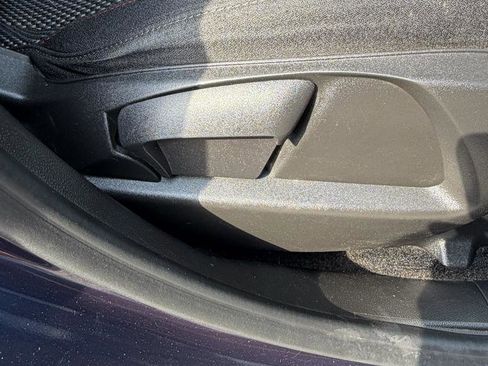 Used 2017 Chevrolet Equinox LS image 16