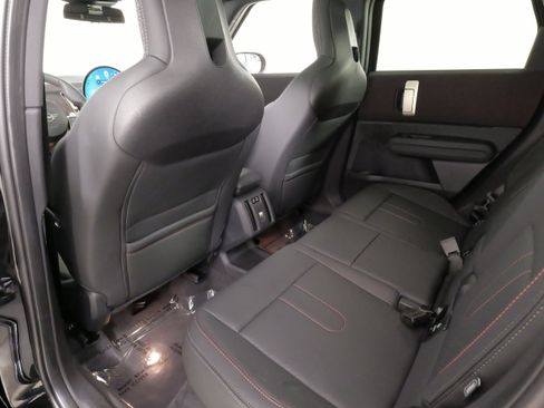 Used 2025 MINI Cooper Countryman John Cooper Works w/ Comfort Package Max AWD/4WD image 33
