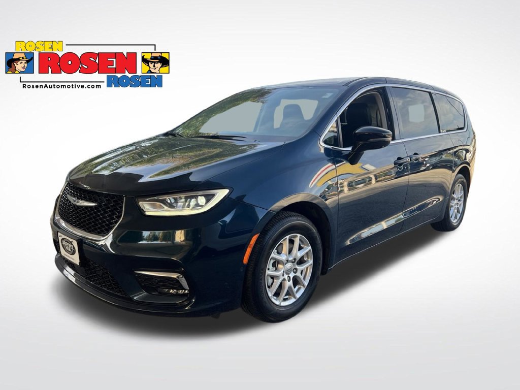 Used 2024 Chrysler Pacifica Touring-L FWD 360° Tour
