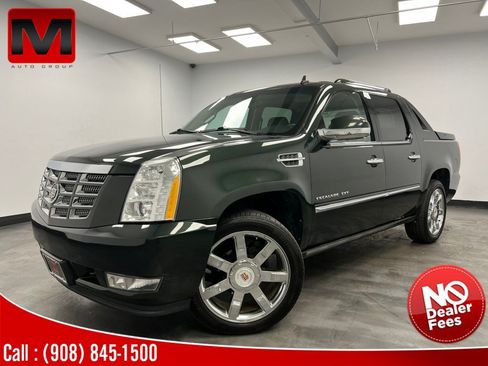 Used 2013 Cadillac Escalade EXT Premium AWD/4WD image 1