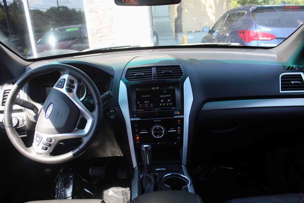 Used 2014 Ford Explorer Sport w/ Equipment Group 401A AWD/4WD image 33