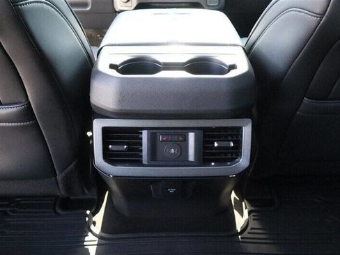Used 2025 Ford F350 Platinum AWD/4WD image 31