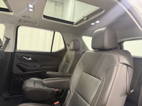 Used 2020 Chevrolet Traverse Premier w/ Redline Edition image 27
