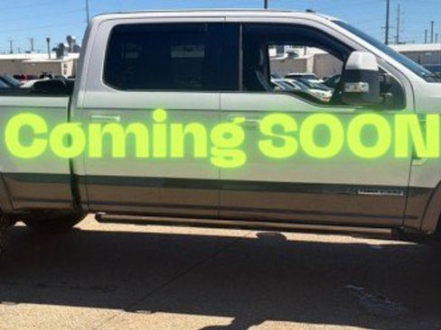 Used 2017 Ford F250 King Ranch w/ FX4 Off-Road Package AWD/4WD image 5