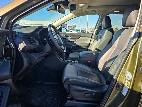 Used 2025 Subaru Ascent Onyx Edition image 19