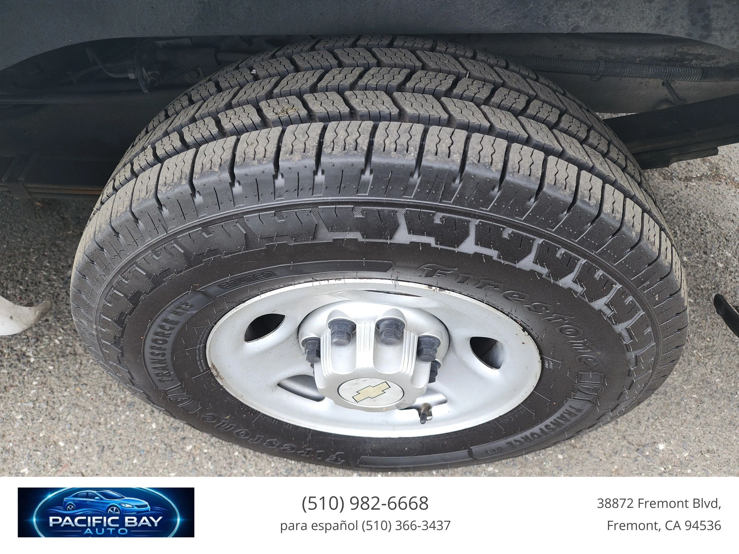 Used 2012 Chevrolet Express 2500 RWD image 28