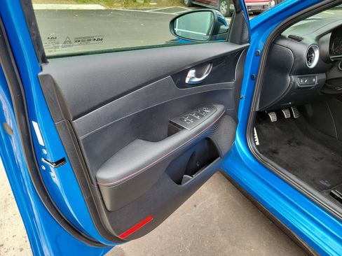 Used 2023 Kia Forte GT FWD image 7