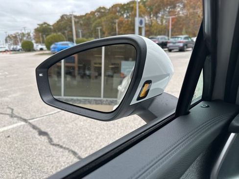 New 2026 Volkswagen Tiguan S image 12