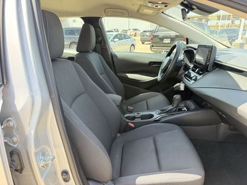 Used 2024 Toyota Corolla LE FWD image 28