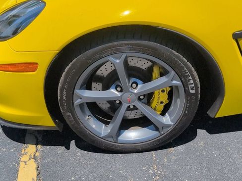 Used 2012 Chevrolet Corvette Grand Sport w/ 3LT Preferred Equipment Group RWD image 10