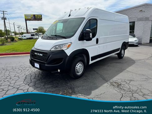 Used 2025 RAM ProMaster 2500 w/ Convenience Group FWD image 1